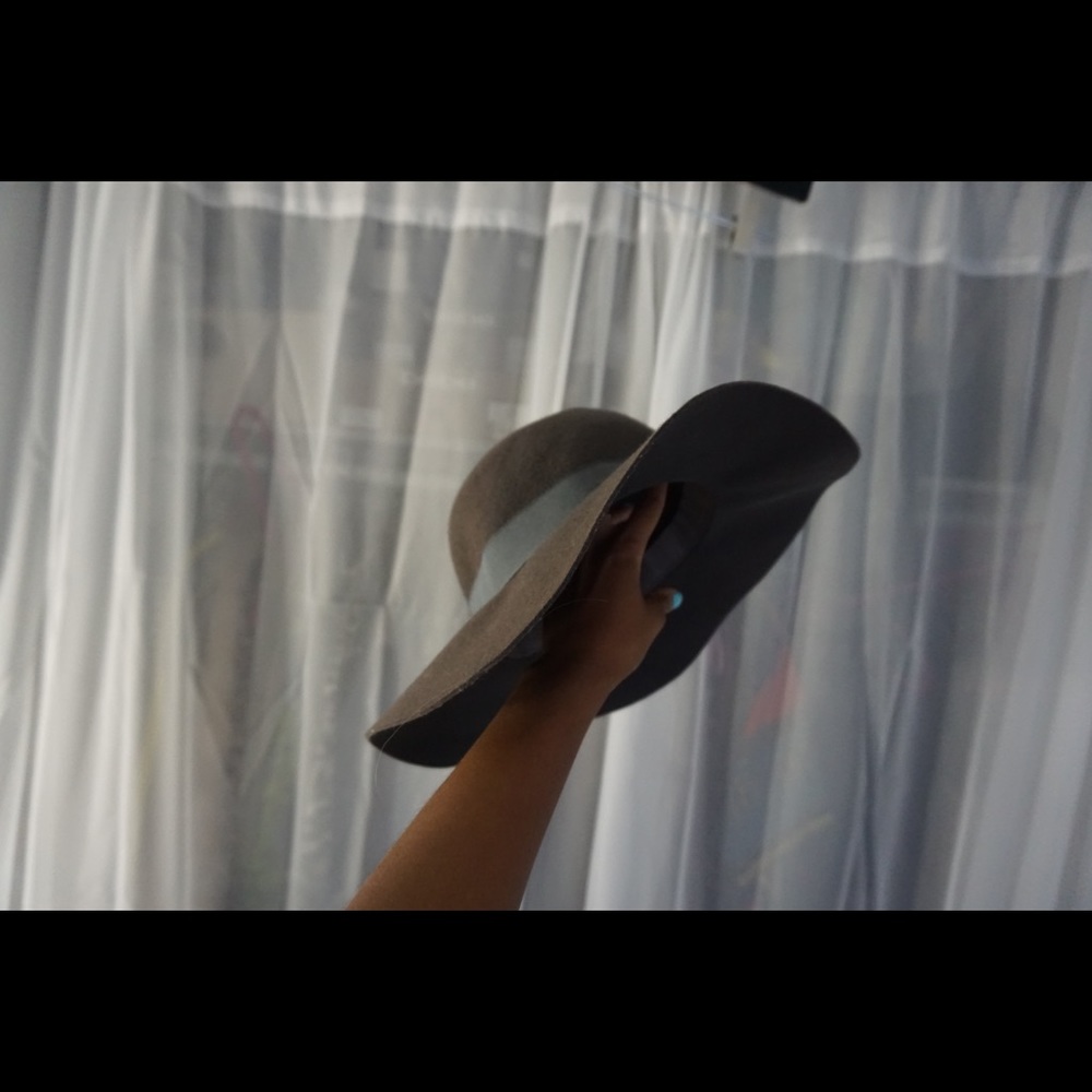 The MJB hat - channel your inner Mary j Blige